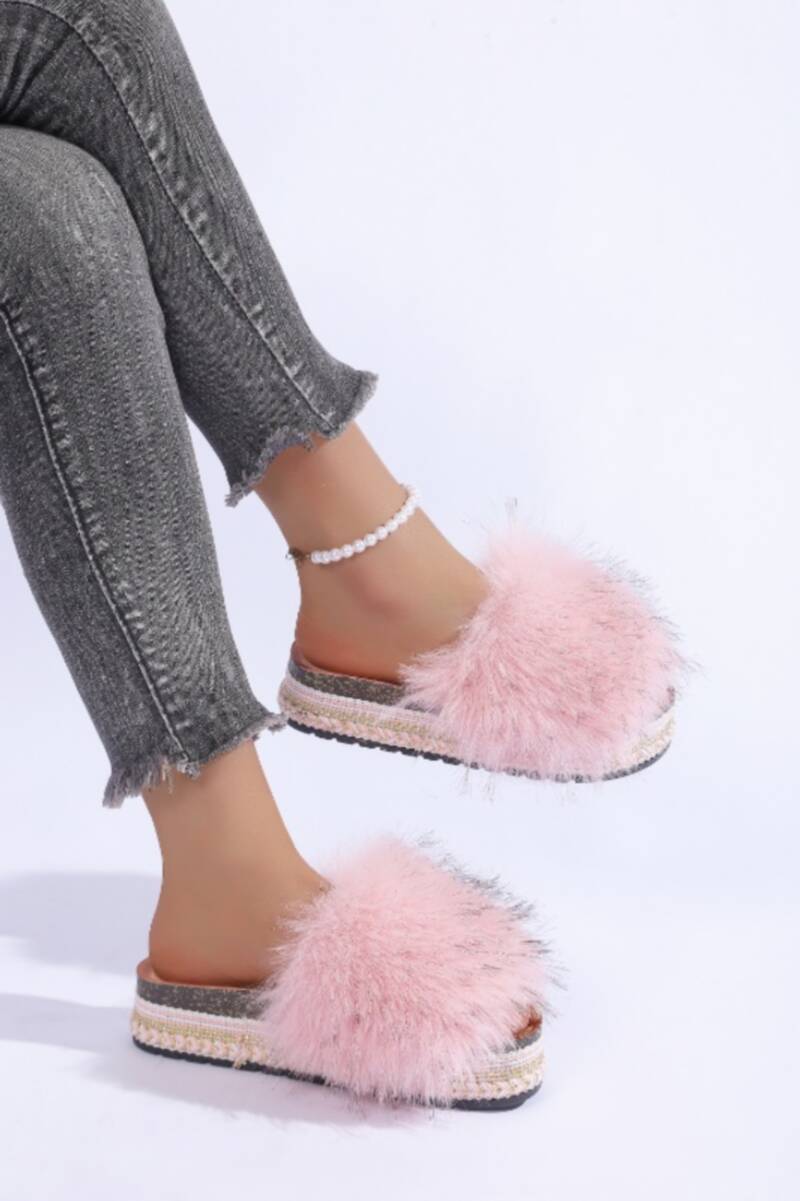 Klapki damskie Roz 36-41 / 12 par